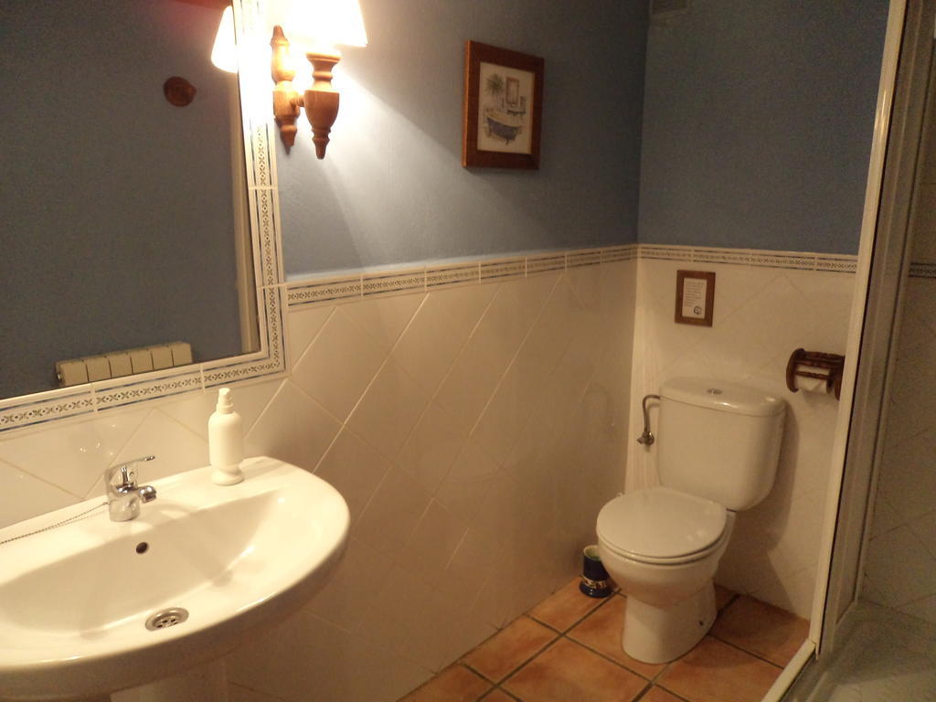 Casa Rural La Toba I Y II Bezana Kamer foto