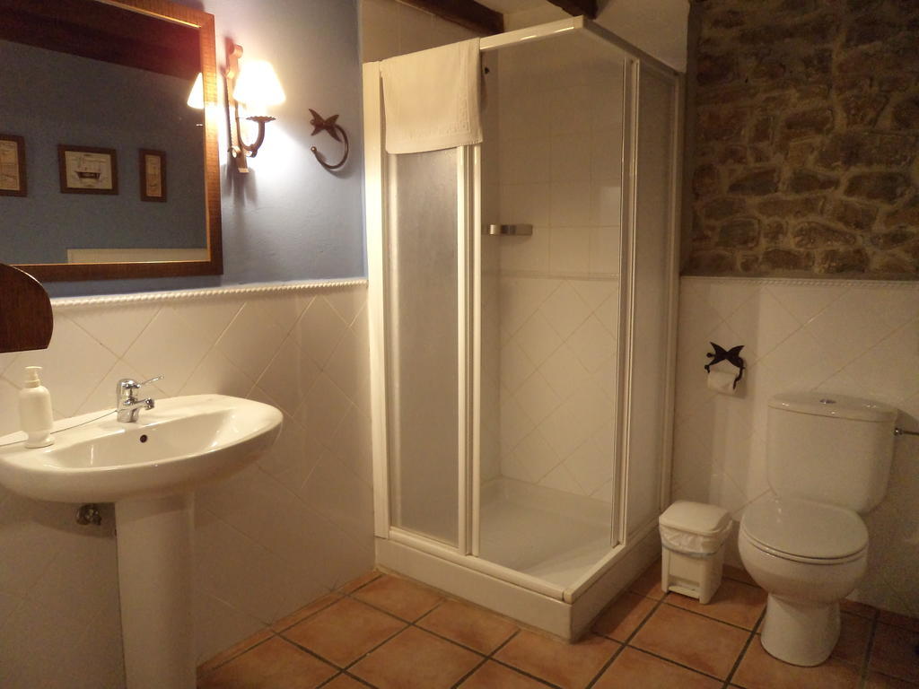 Casa Rural La Toba I Y II Bezana Kamer foto