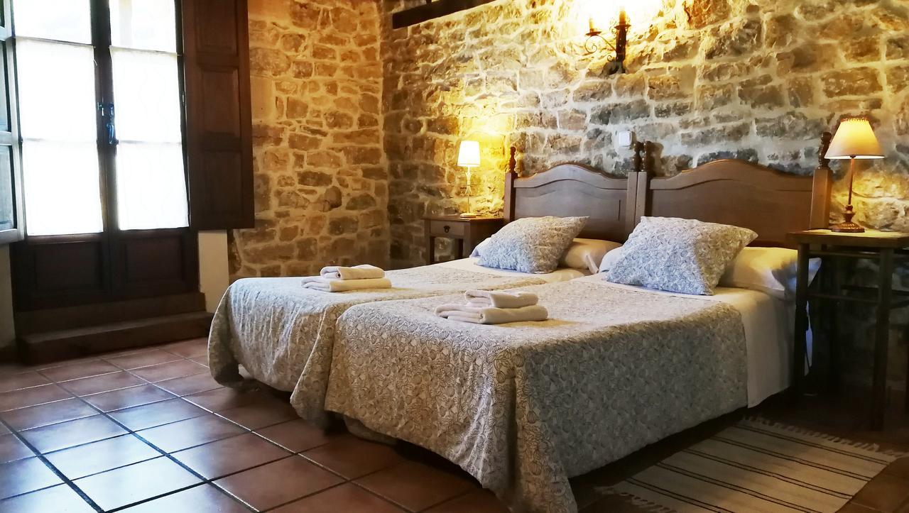 Casa Rural La Toba I Y II Bezana Buitenkant foto